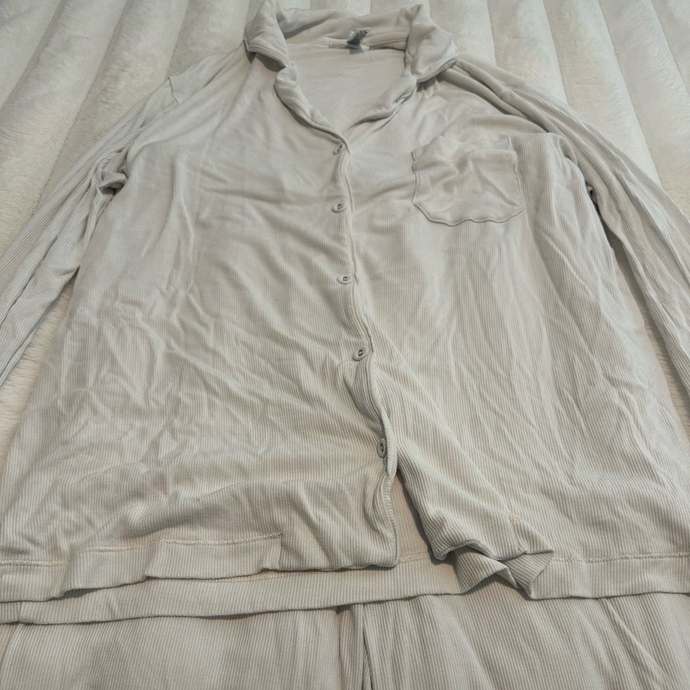 SKIMS - Women's white Pajama set